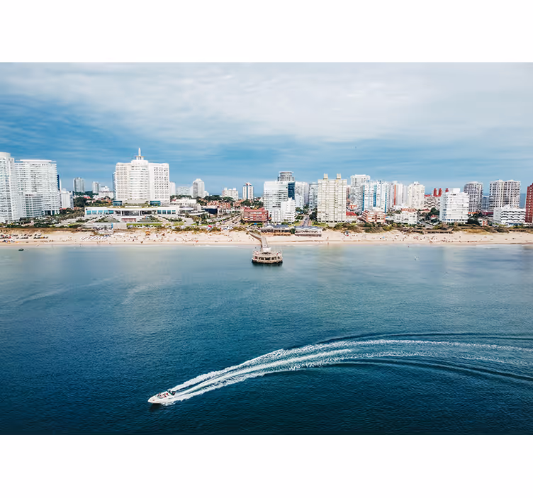 Punta del este bedroom roller blind - TenStickers