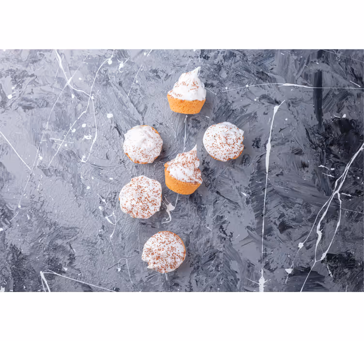 Gray roller blind creamy cupcakes - TenStickers