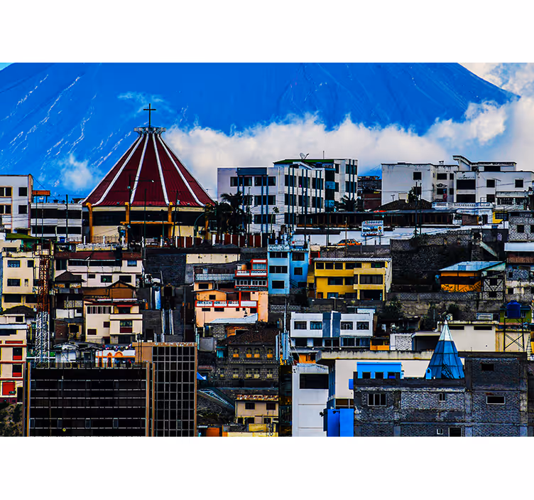 Colorful Ecuador houses wall mural - TenStickers