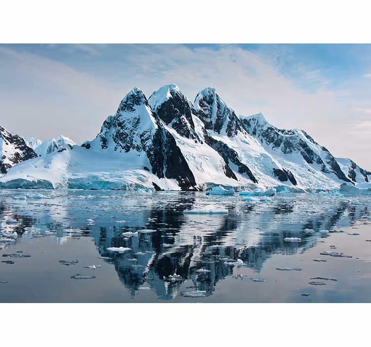 Mountain wall mural majestic frosty peaks - TenStickers