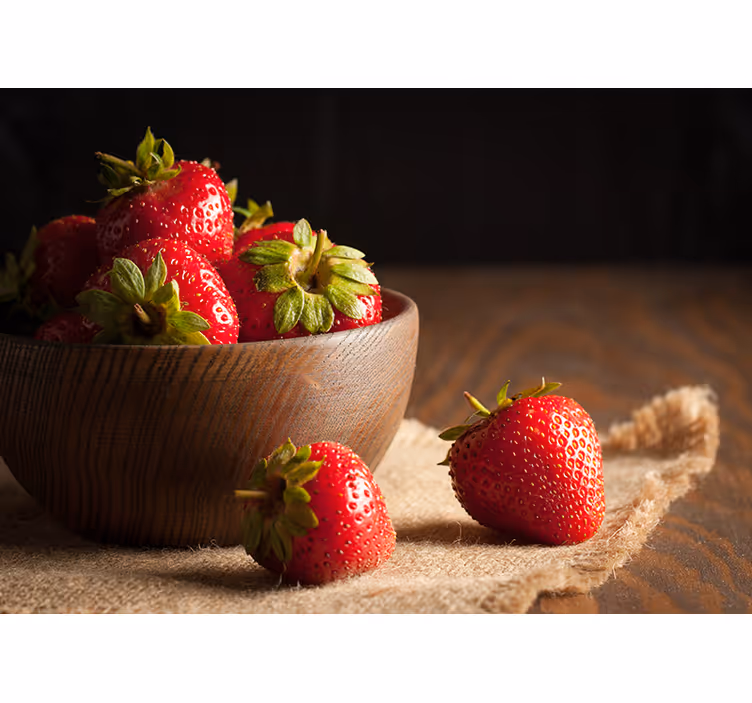 Fresh Strawberry Bowl flower mural - TenStickers