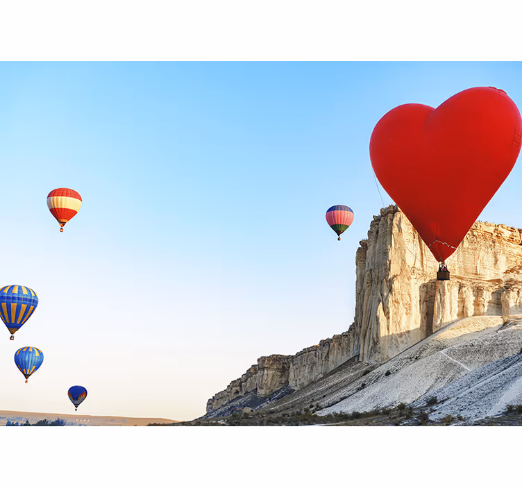 Love wall mural heart balloon design - TenStickers