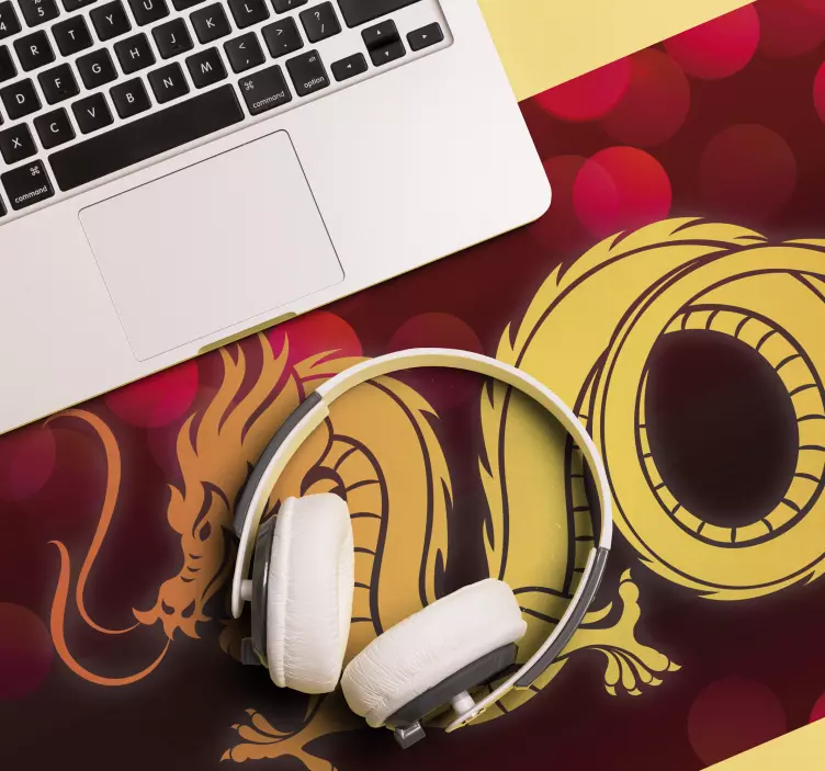 Glowing Dragon gaming mouse pad - TenStickers