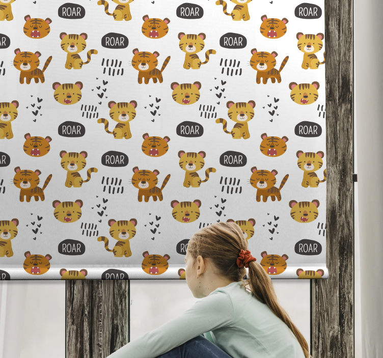 Baby tigers roaring children room roller blind - TenStickers