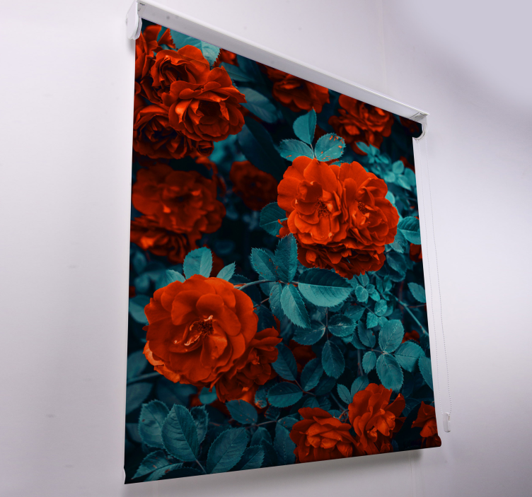 Vibrant Blooming Roses flowers and plants roller blind - TenStickers