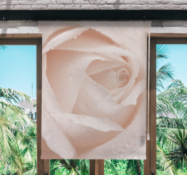 Delicate Rose Petal flower roller blind - TenStickers