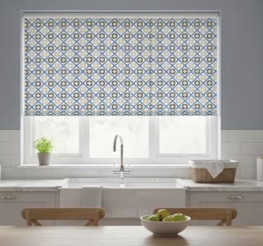 Kitchen roller blind in baby blue and yellow tiles - TenStickers
