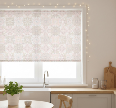 Kitchen roller blind in pink and grey tile - TenStickers