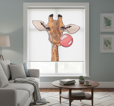 Living room roller blind giraffe with bubble gum - TenStickers