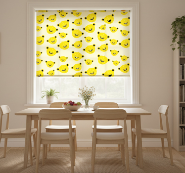 Yellow roller blind with cute bear pattern - TenStickers