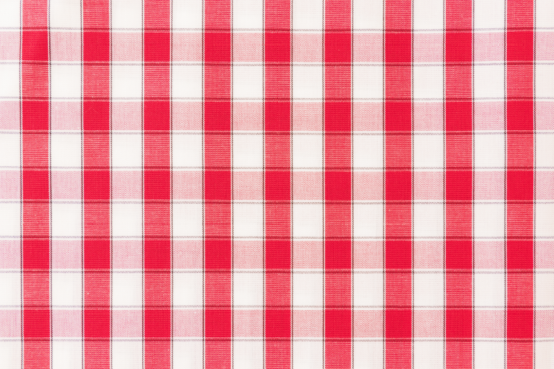 Red checkered pattern placemat - TenStickers