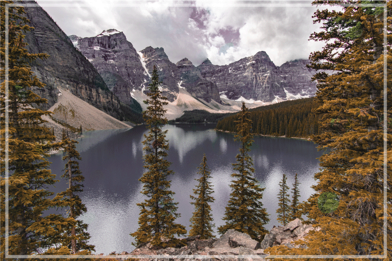 Modern placemat scenic mountain landscape - TenStickers