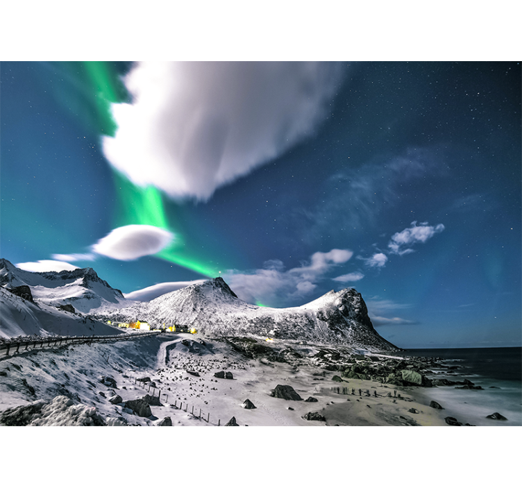 Northern lights in Norway Mountain wall mural - TenStickers