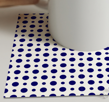 Coasters in bold polka dot pattern - TenStickers