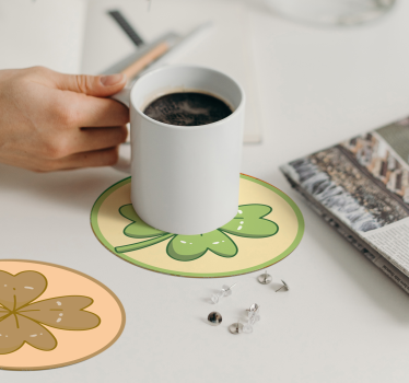 Geek coasters with four-leaf clover designs - TenStickers