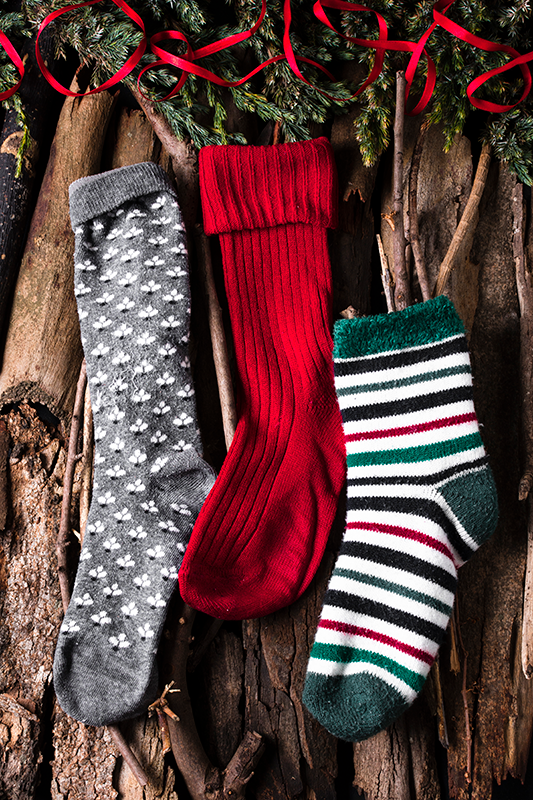 Christmas poster with festive socks - TenStickers