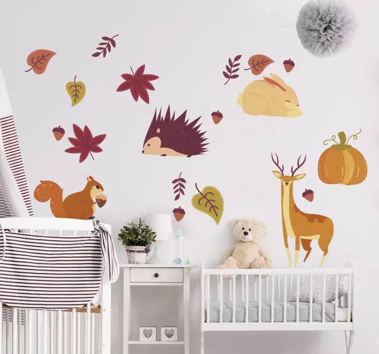 Autumn animals & flowers wild animal decal - TenStickers