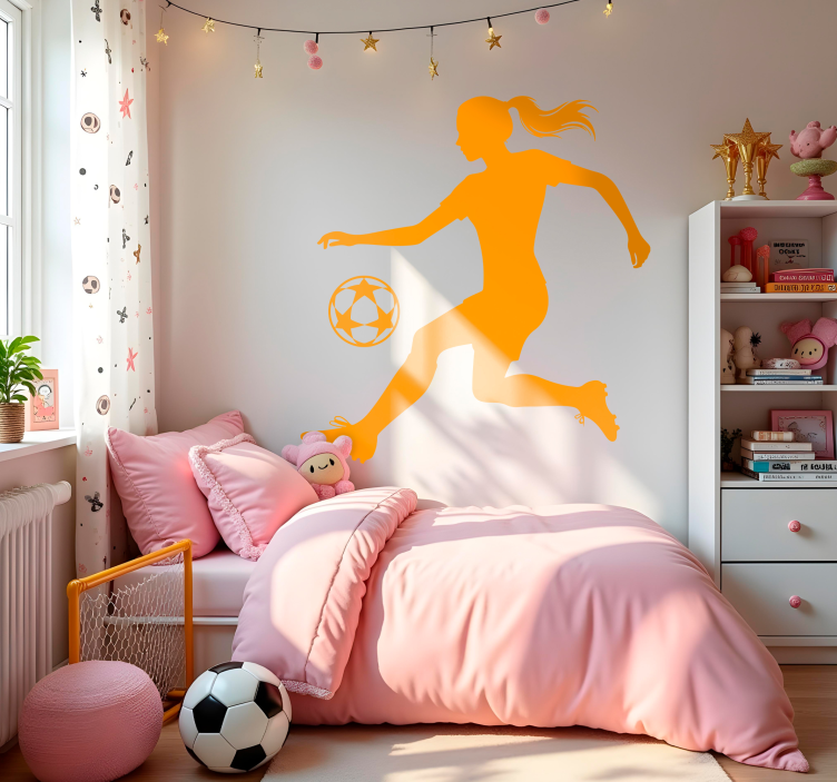Girl player soccer wall decal - TenStickers
