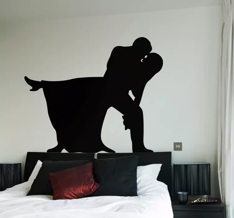 Couple dancing silhouette sticker - TenStickers