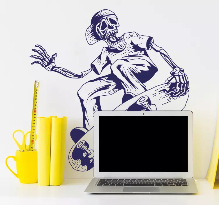 Skeleton playing skateboard wall sticker - TenStickers