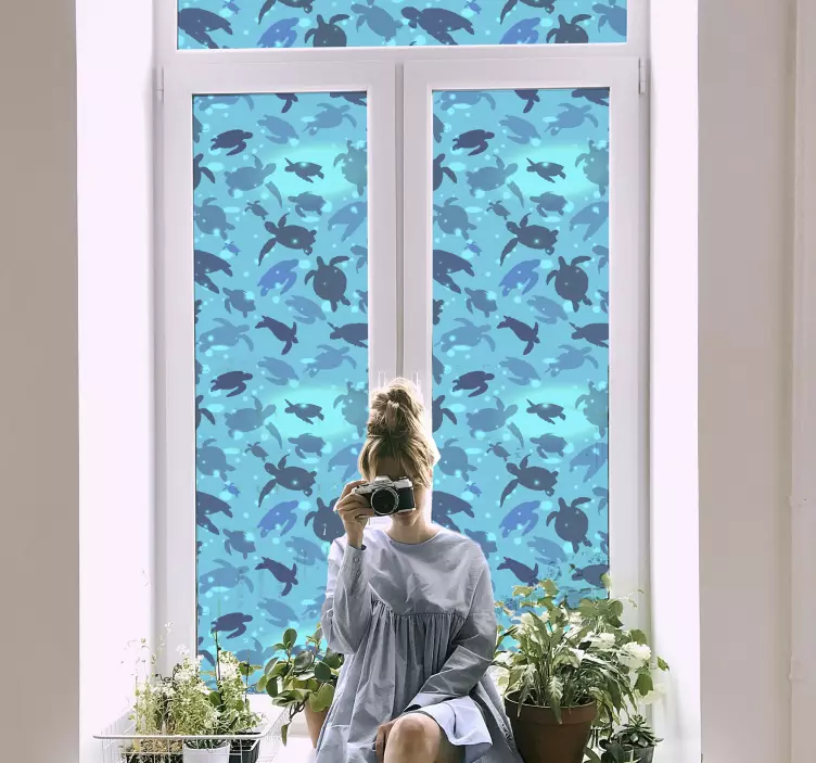 Turtles swimming window sticker - TenStickers