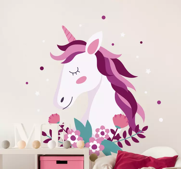 Wall sticker playful unicorn art design - TenStickers