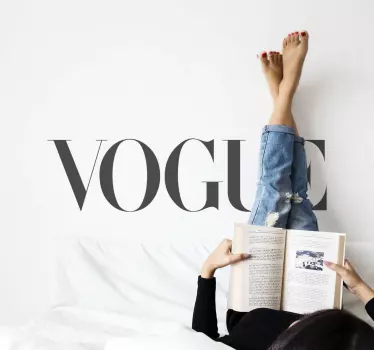 Vogue text wall decal - TenStickers