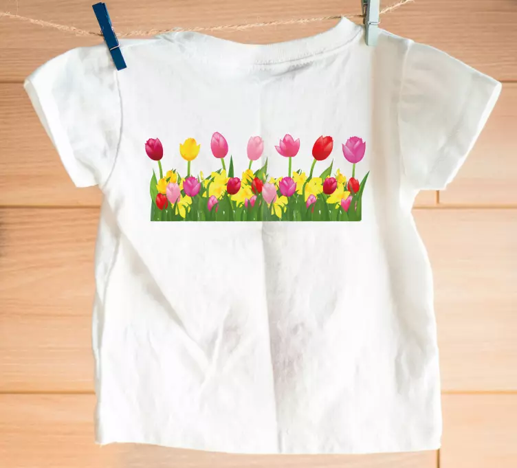 Cartoon flower square shirt - TenStickers
