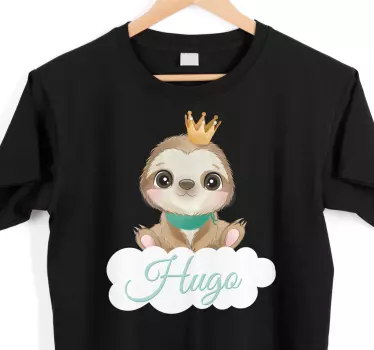 Cute sloth for boy with name Baby t-shirt - TenStickers