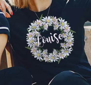 T-shirt with name louise floral wreath - TenStickers