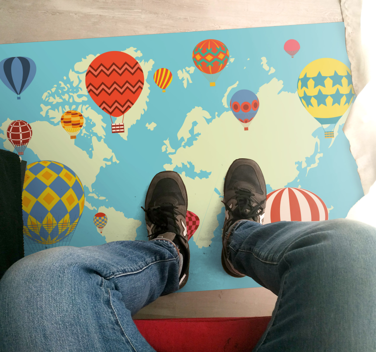 Air balloons world map vinyl rug - TenStickers