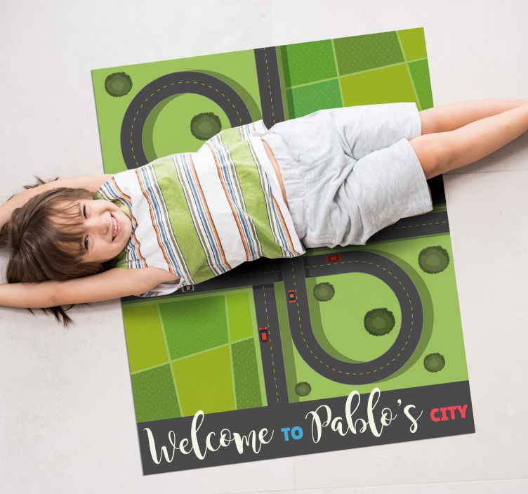 Amazing kid's city with name vinyl rug - TenStickers