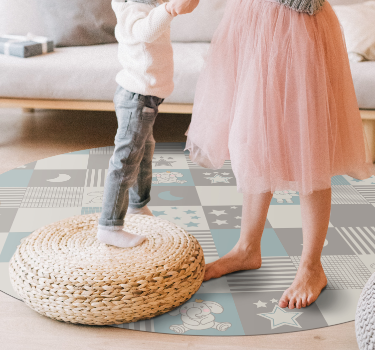 Playful Nursery Rounds vinyl rug - TenStickers