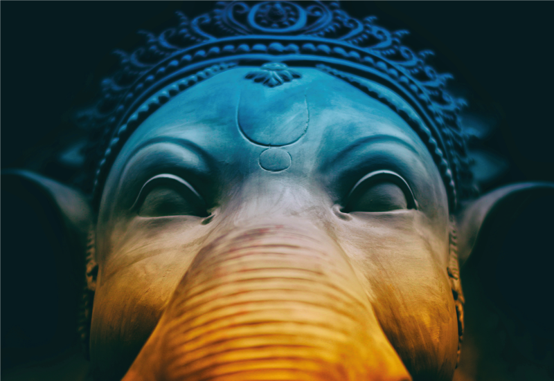 ETHEREAL ELEPHANT FACES ethnic vinyl rug - TenStickers