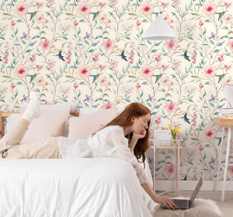 Flowers and hummingbirds pattern floral ornament wallpaper - TenStickers